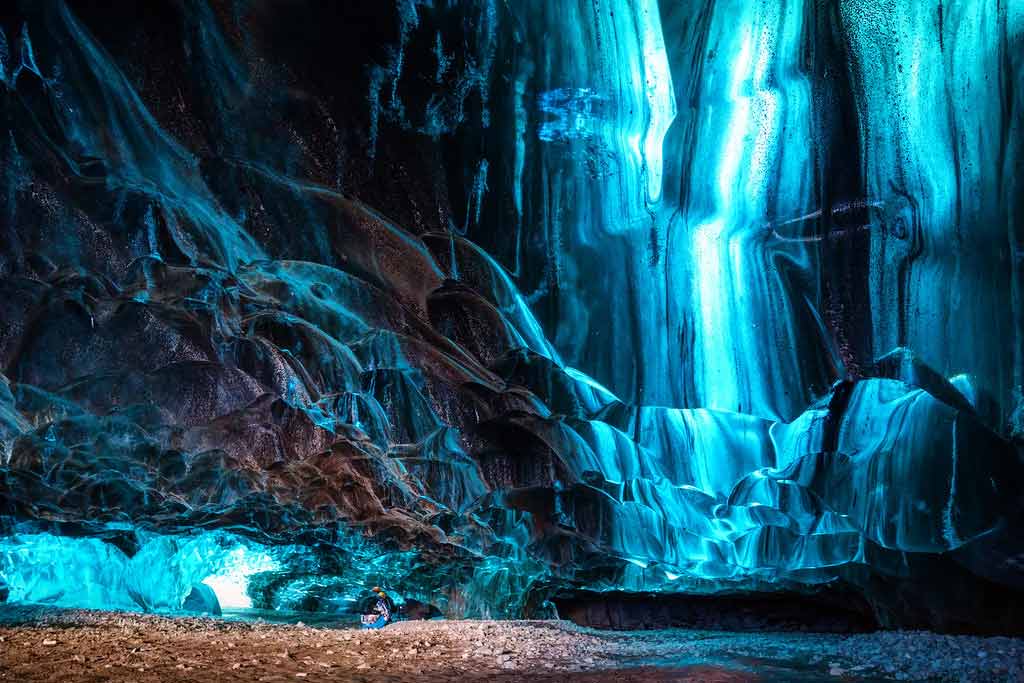 Vatnajokull Glacier, Ice Caves with Alaska Shore Tours