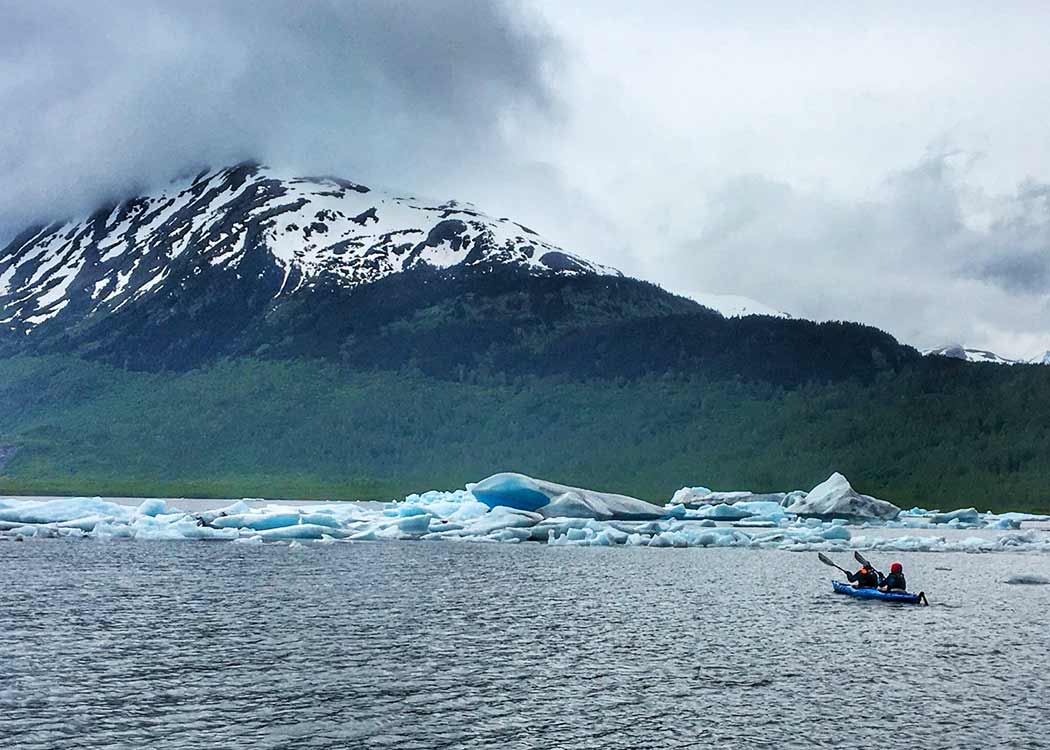 Glacier Blue Kayak & Grandview Train Tour with Alaska Shore Tours